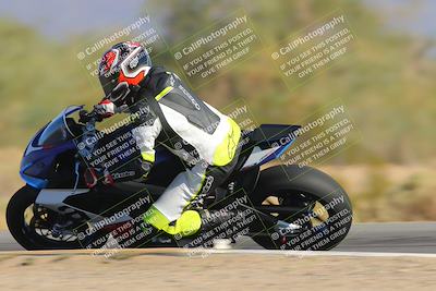 media/Nov-06-2023-Moto Forza (Mon) [[ce023d0744]]/2-Advanced Group/Session 4 (Turn 8 Inside)/